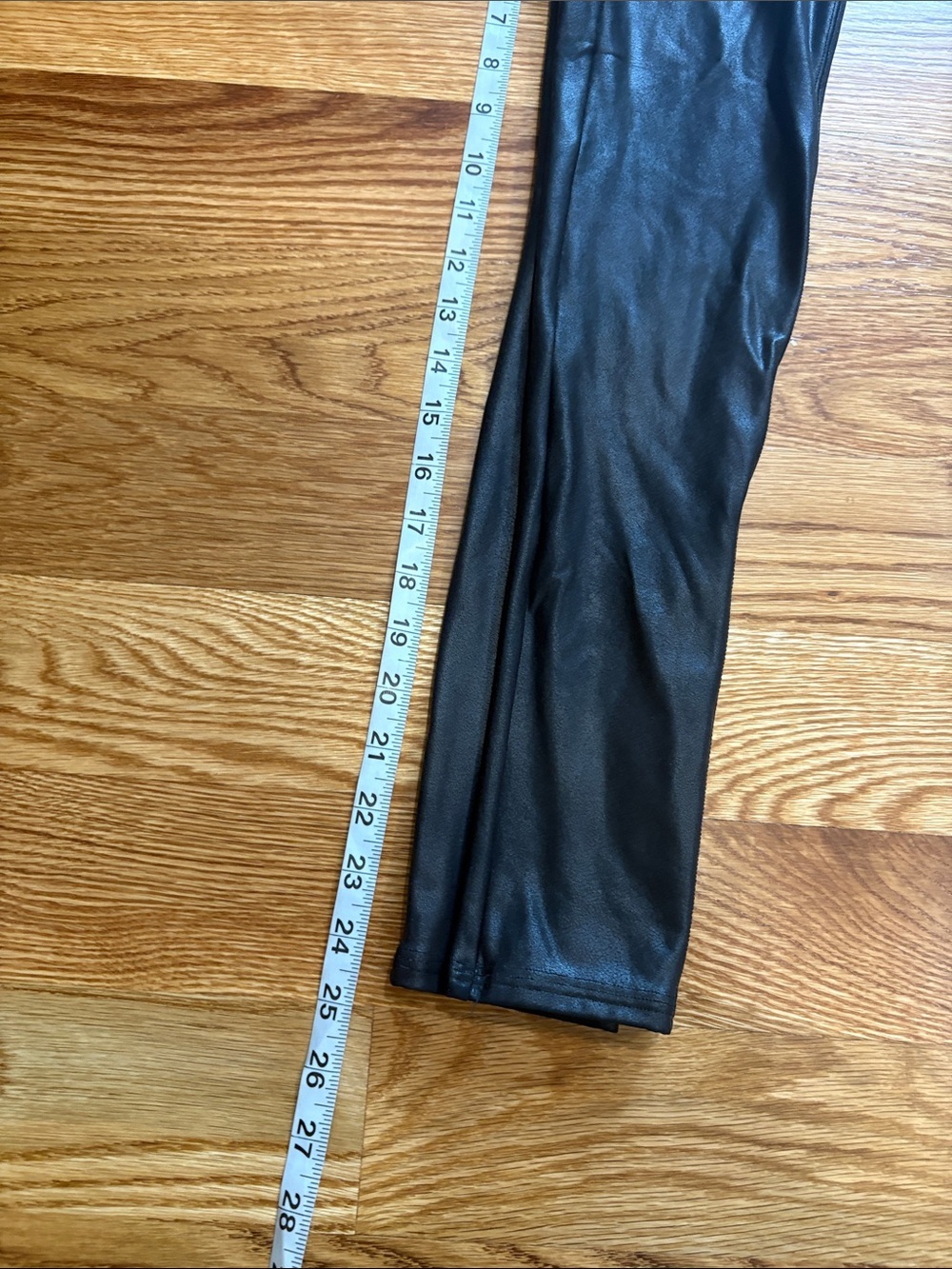 SPANX Black Faux Leather shapewear athletic Leggings yoga NWOT lustrous Small - Picture 6 of 7